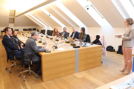 9. seja Sveta regije Primorsko-notranjske regije 07 Foto Ljubo Vukelič